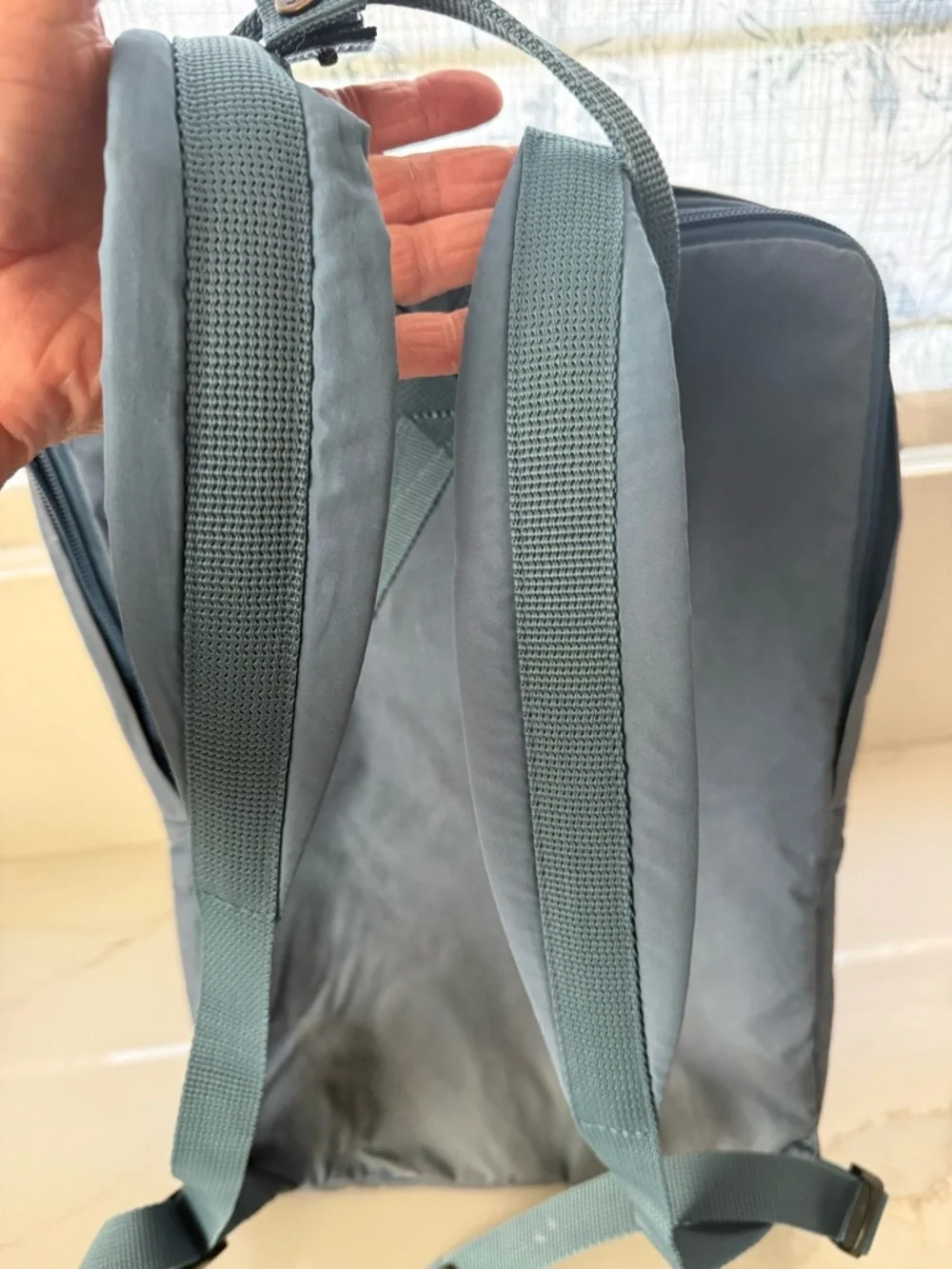 Fjallraven Kånken Laptop 17 Backpack - Blue with Red Logo FLAW